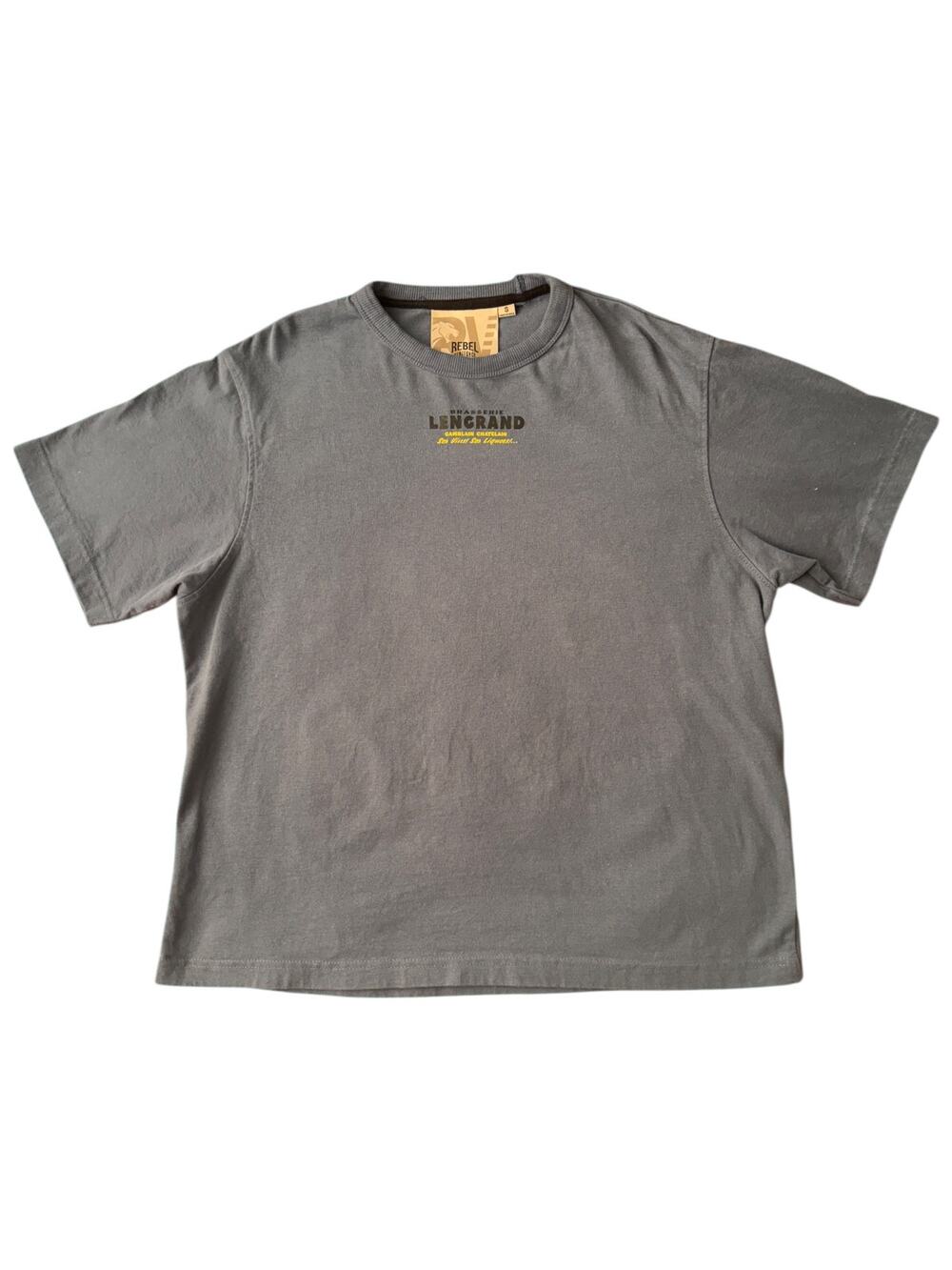 Rebel Vengeance Gray Shirt – Minimalist Graphic Small